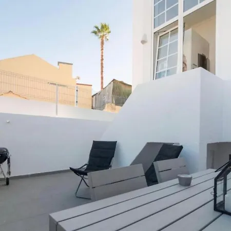 Graca With Terrace In Appartamento Lisbona